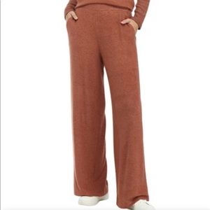 Wonderly hacci lounge set. Wide leg. Tunic top. Sz small burnt orange